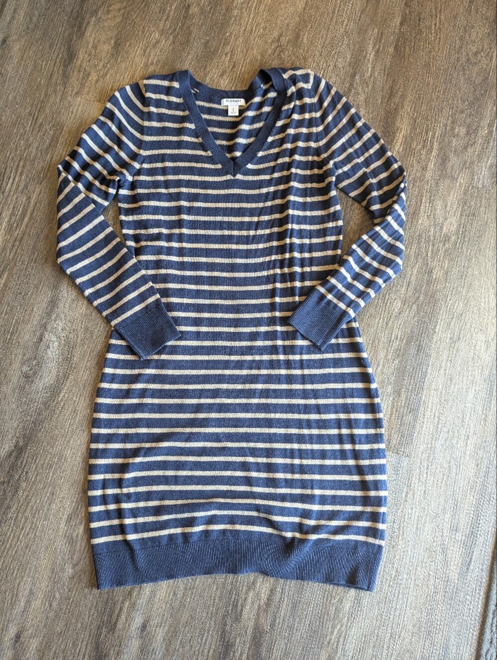 Old Navy Navy and Cream Striped V-Neck Sweater Dress Size Medium